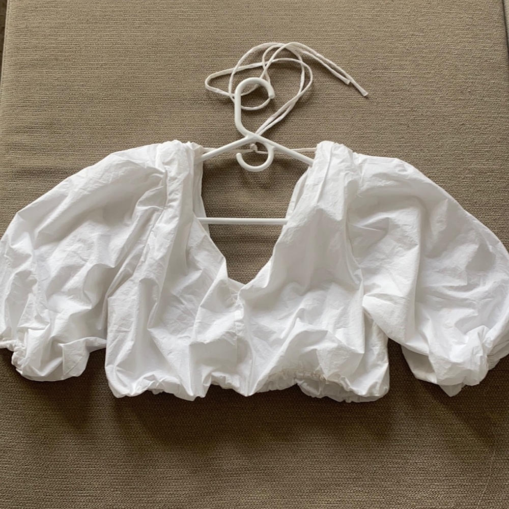 H&M puffy sleeve cotton top